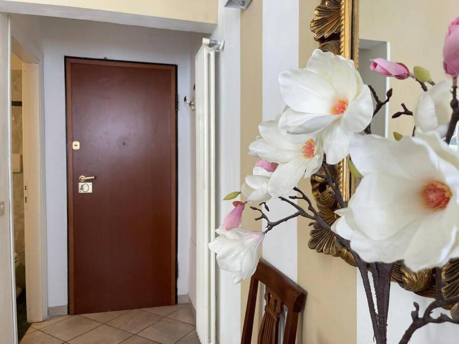 Appartamento Borgo Apostoli Florence Exterior photo